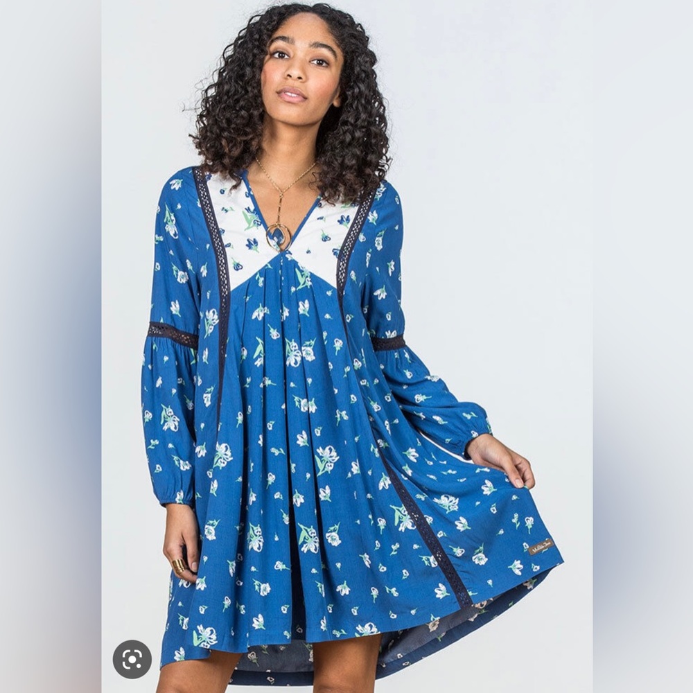 NWT Day Tripping Dress Size Medium